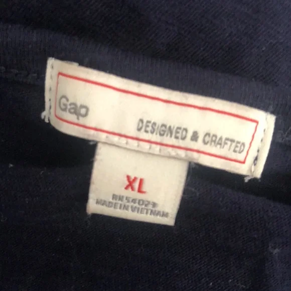 Gap Long Sleeve - Picture 5 of 6